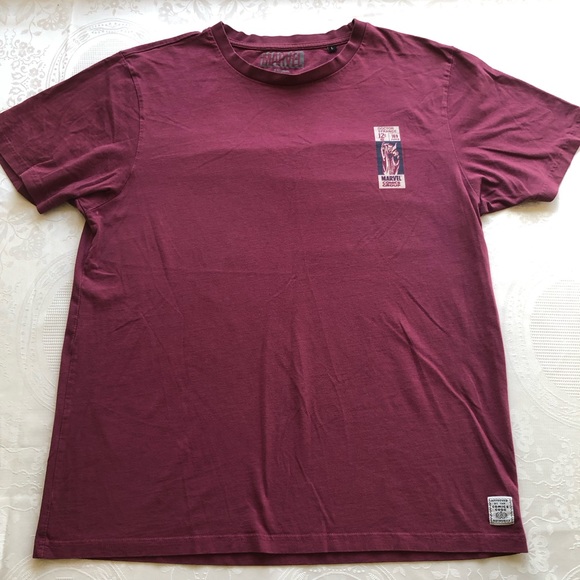 Marvel Comics Group Men’s Size L Burgundy T-Shirt Short Sleeves Graphic Tee - Picture 2 of 15